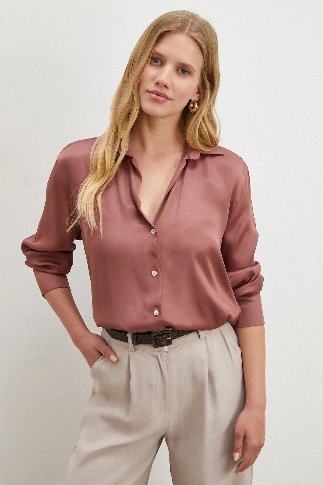 Viskon Saten Gömlek Gül Kurusu