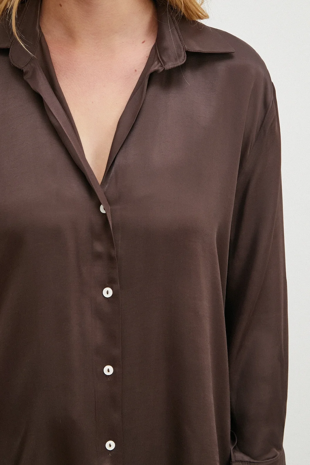 Viskon Saten Gömlek Kahve