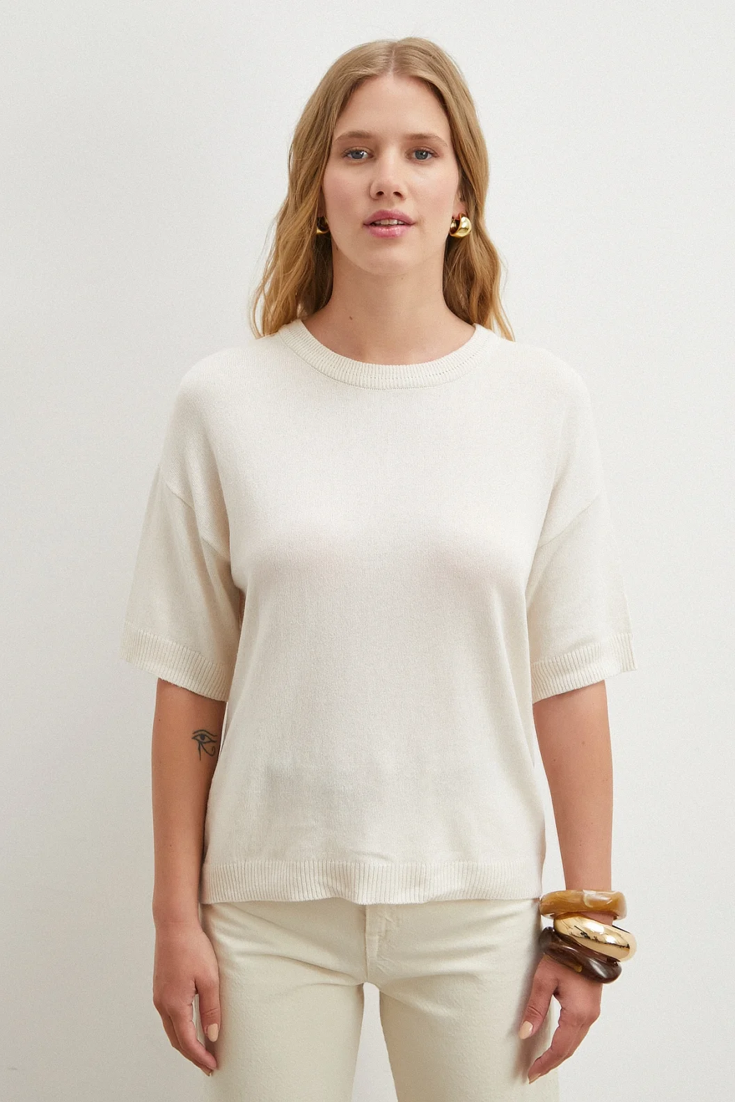 Bisiklet Yaka Triko T-shirt Ekru