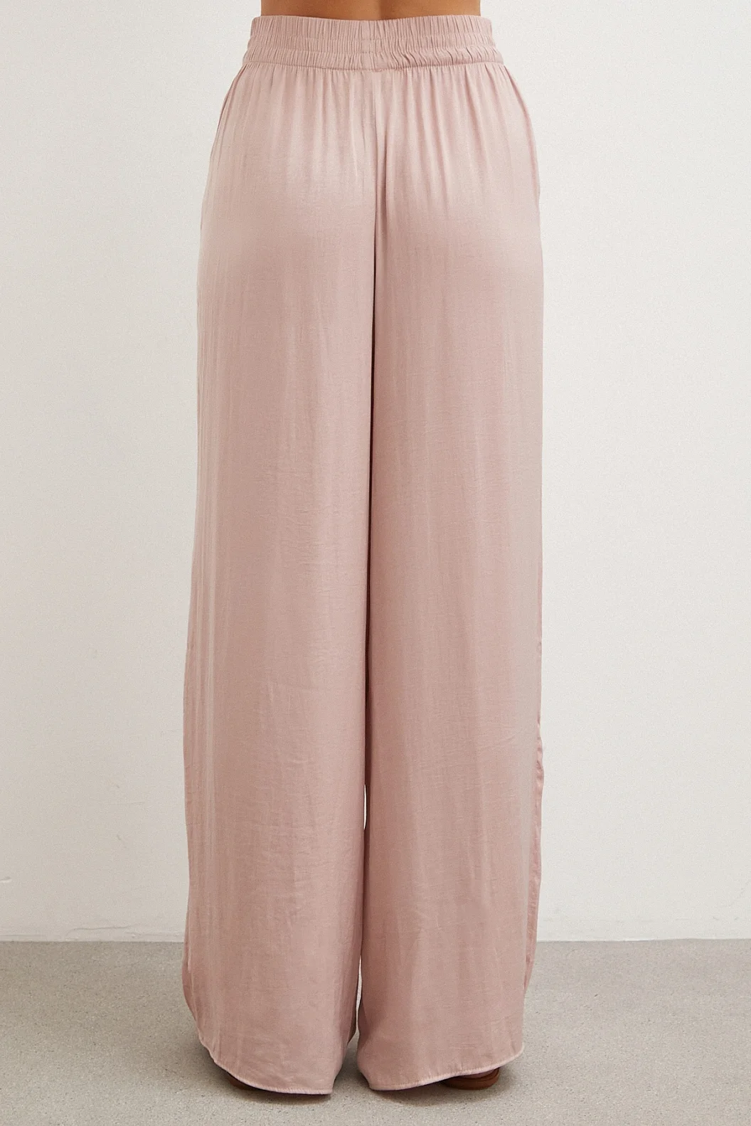 Beli Lastikli Dökümlü Geniş Paça Pantolon Pembe