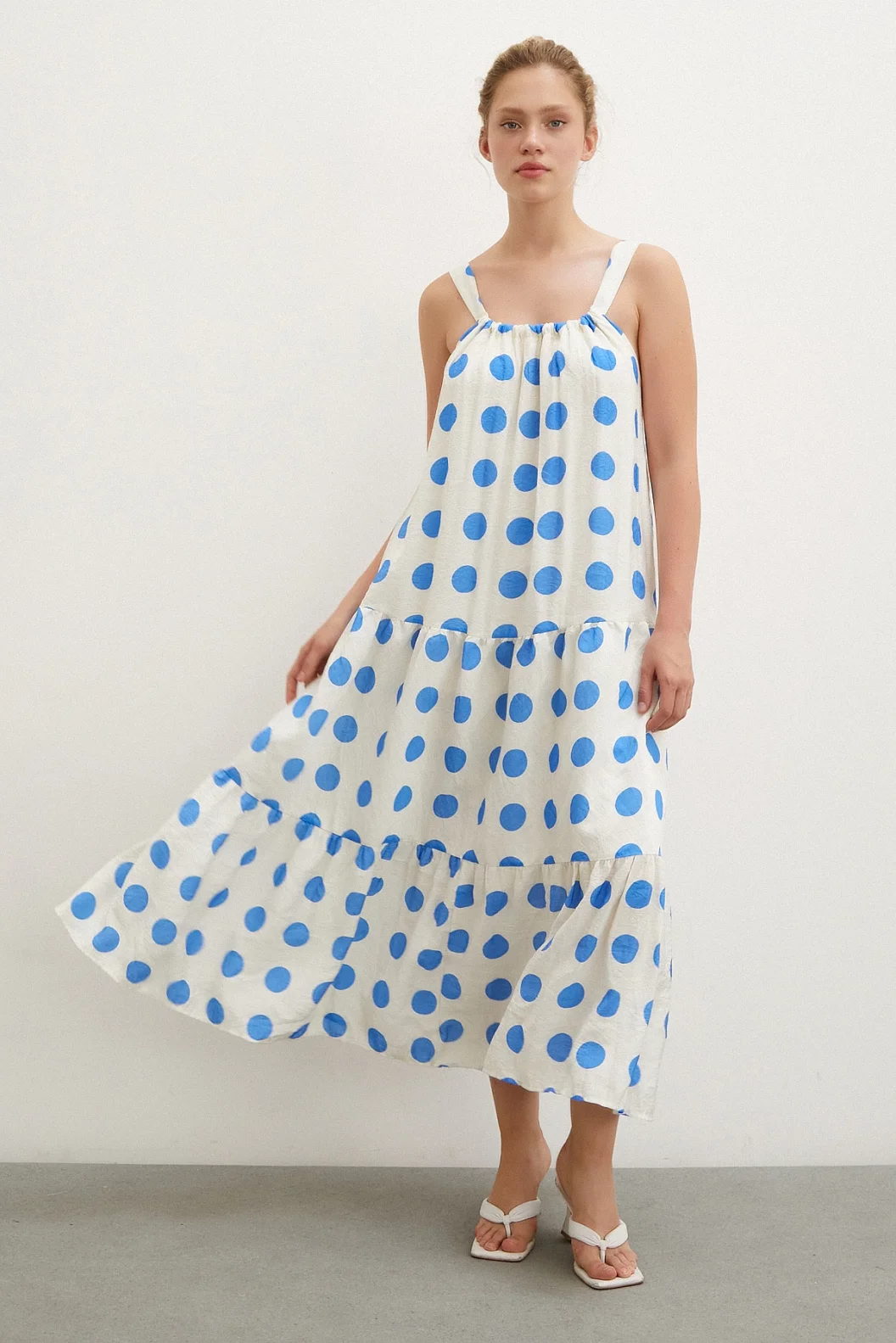 Sleeveless Polka Dot Dress in White