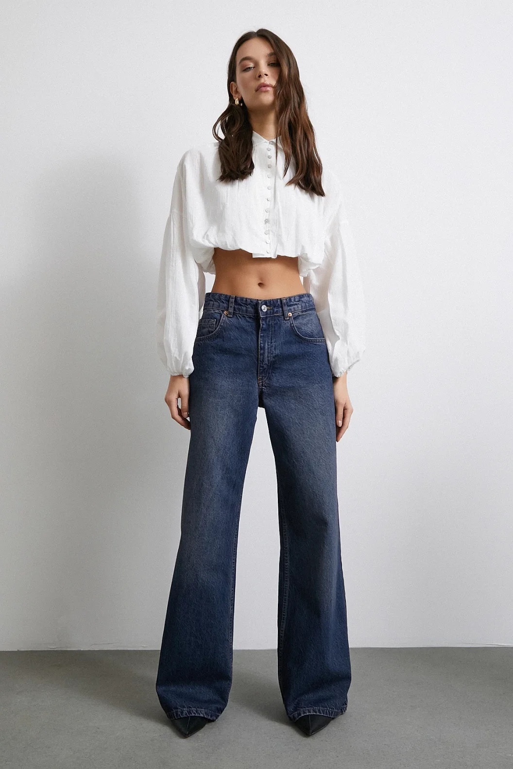 Balloon Sleeve Crop Top White