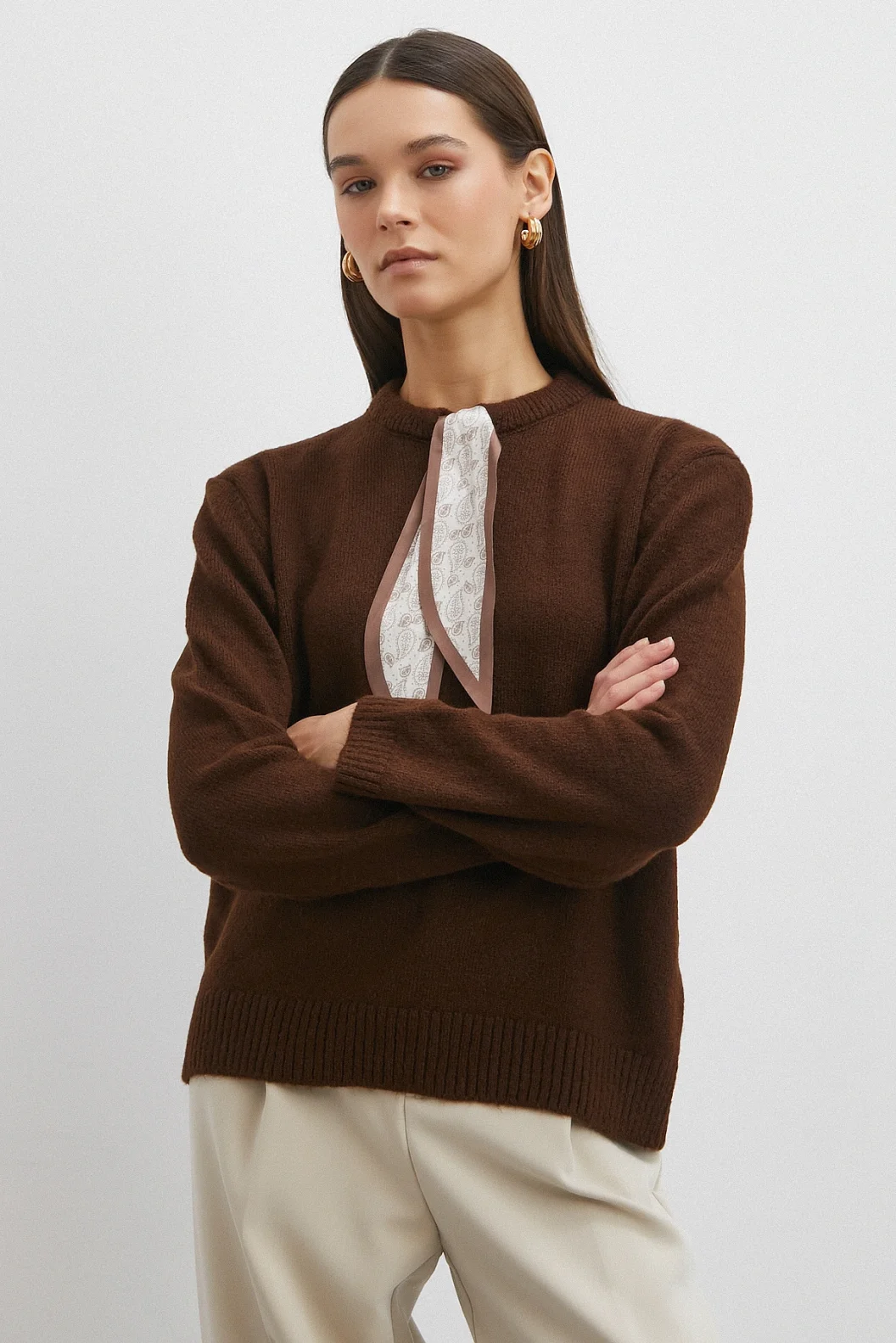 Fularlı Uzun Kollu Kazak Kahve