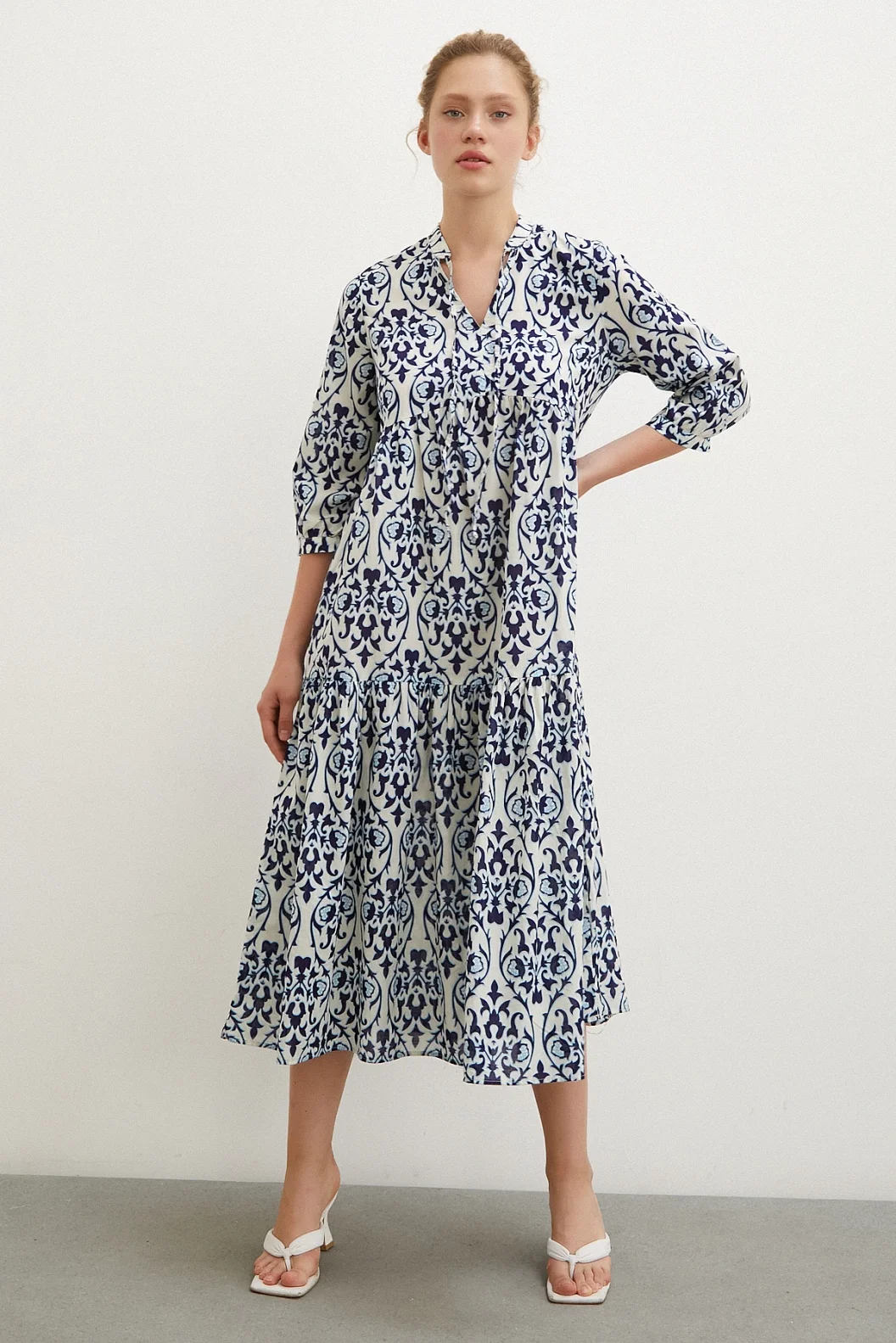 V-Neck Patterned Maxi Dress Navy