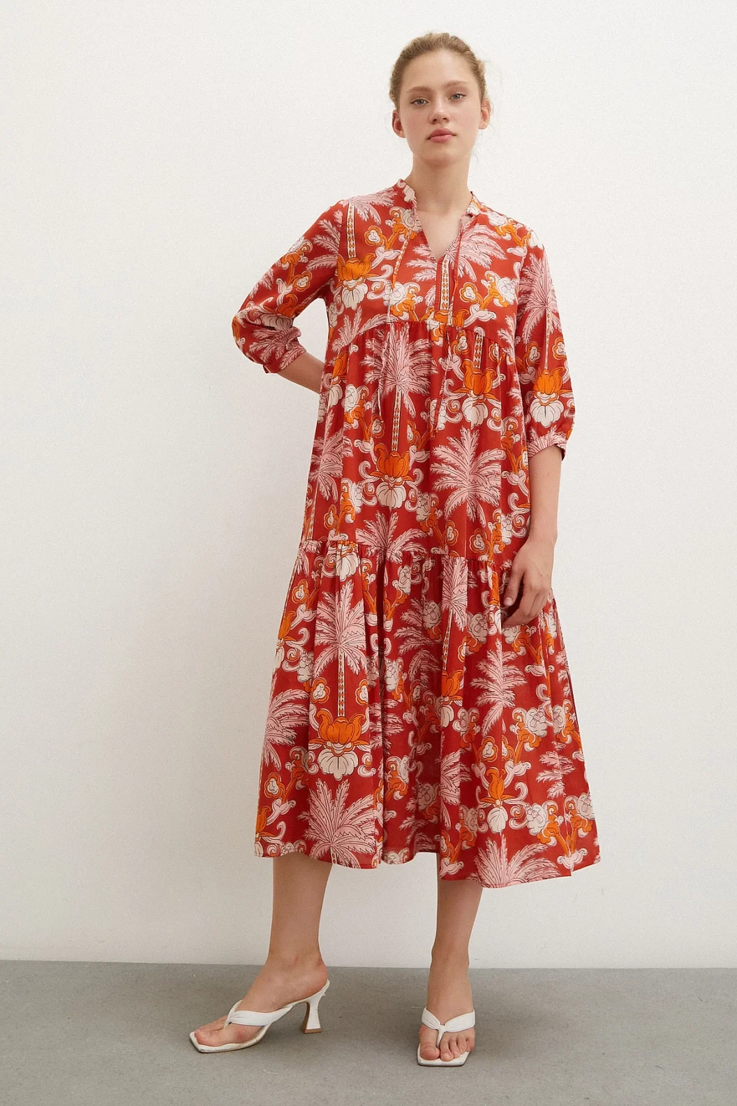 Wickelkleid mit Stehkragenmuster Orange