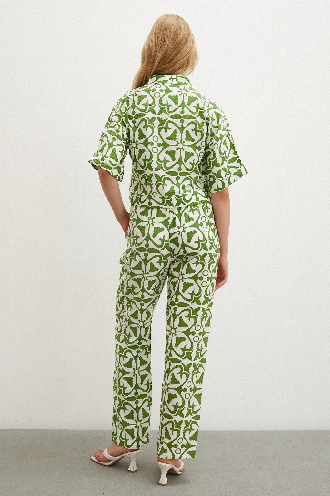 Short Sleeve Crop Top Green