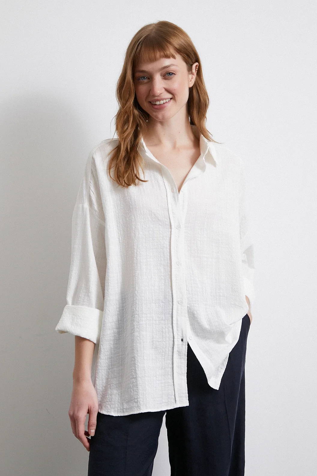 قميص قطني كبير الحجم - أبيض