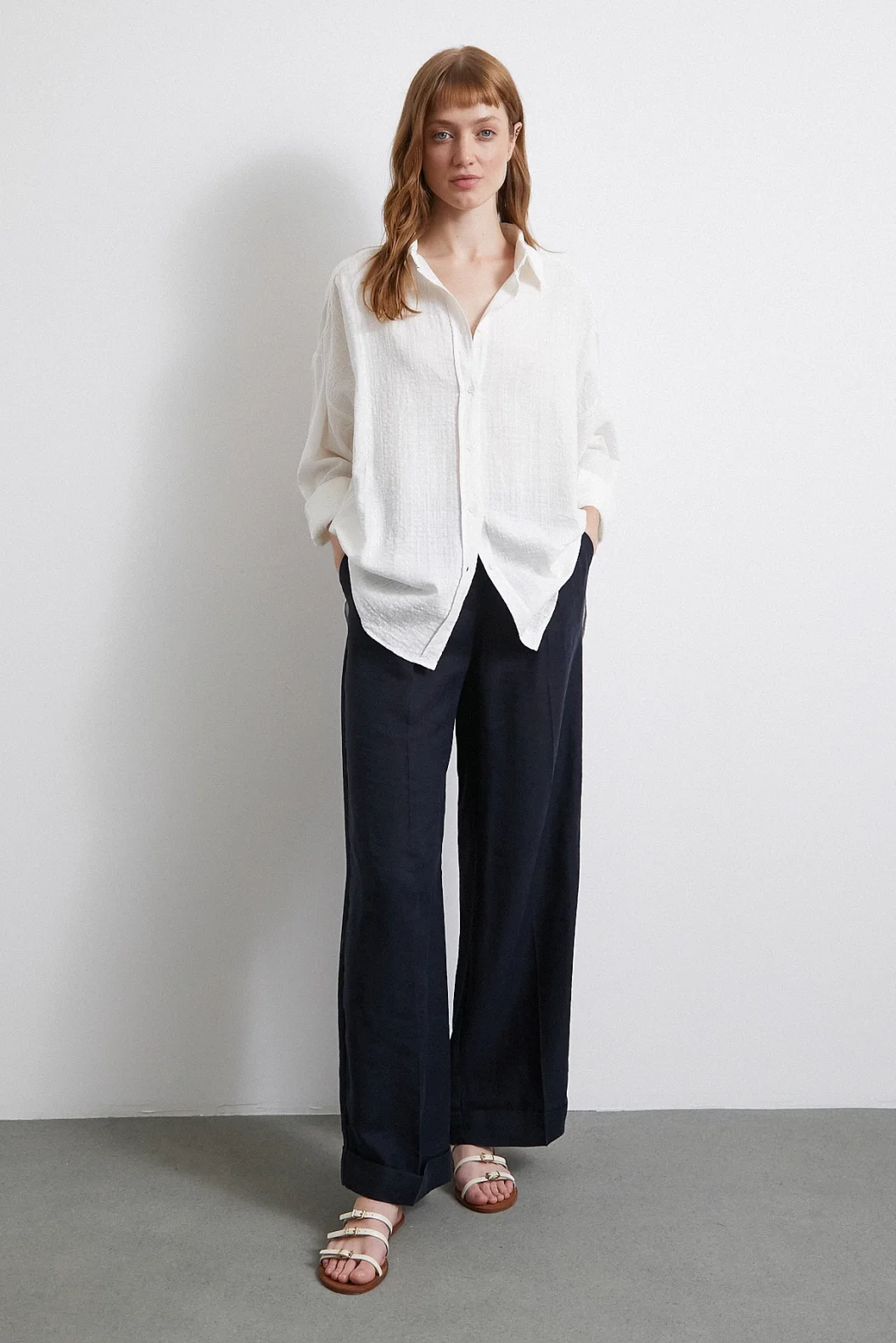 قميص قطني كبير الحجم - أبيض