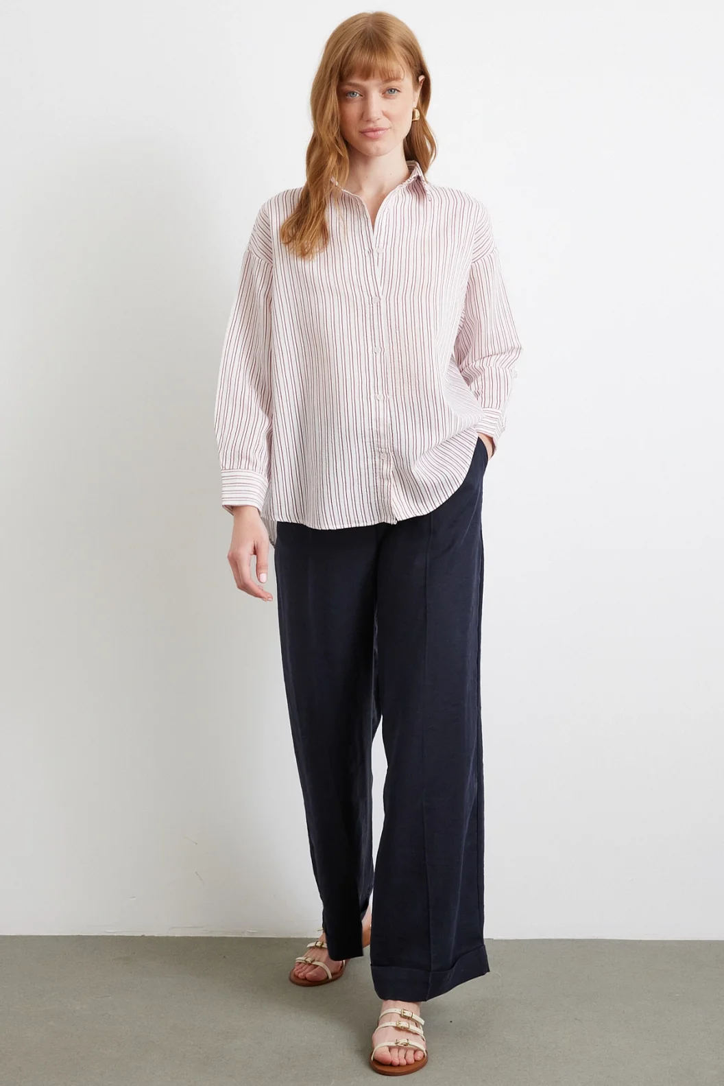 Symmetrisches gestreiftes Shirt Bordeaux