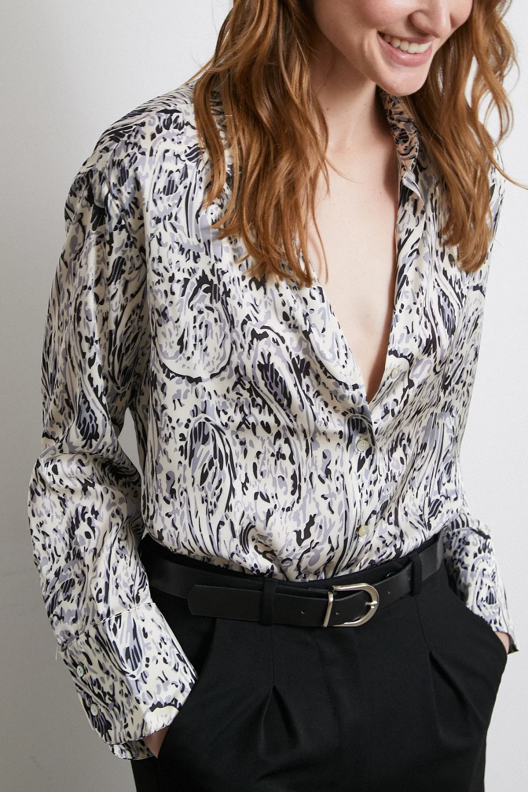 V Neck Patterned Satin Shirt Black