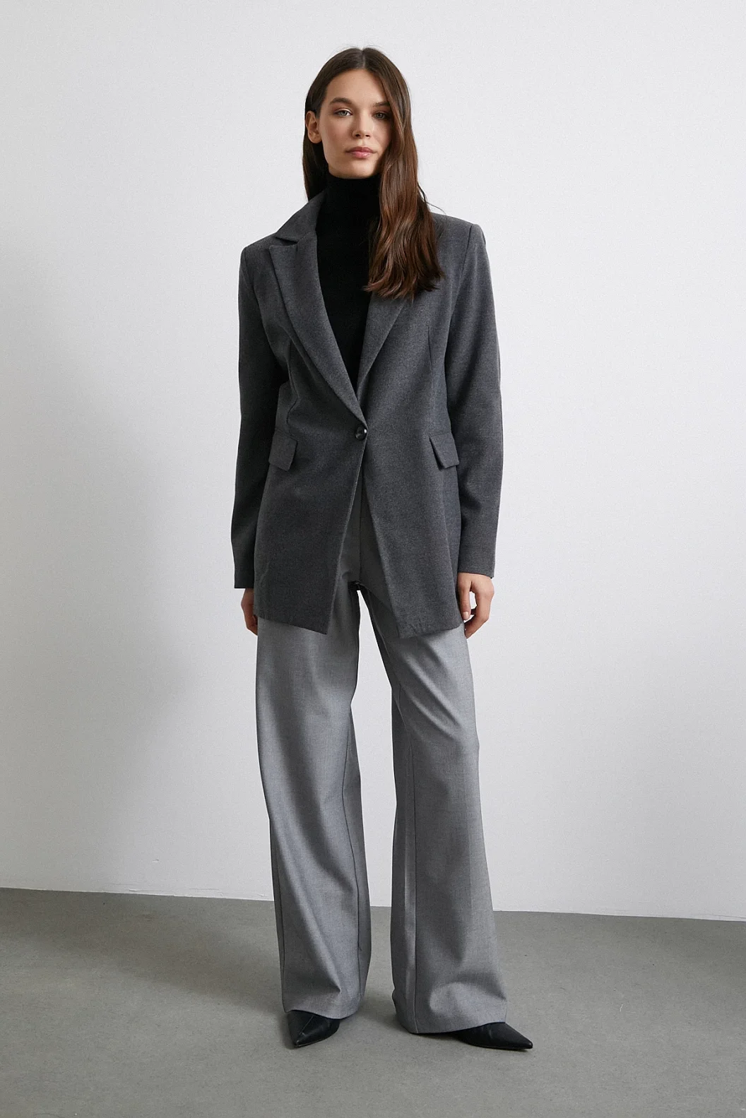 High-Waisted Wide Leg Trousers Gray