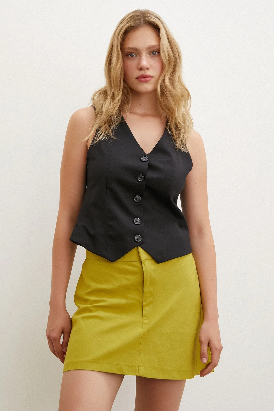 High Waist Shorts Mustard