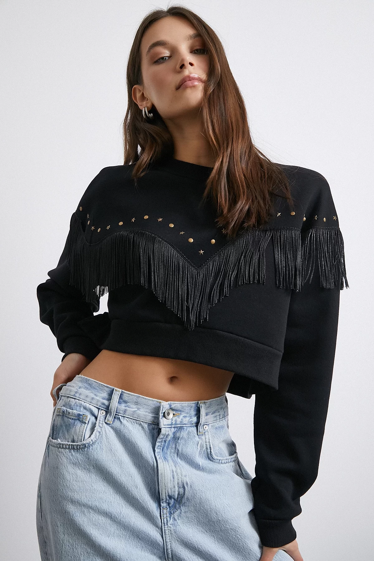 Püsküllü Crop Sweat Siyah