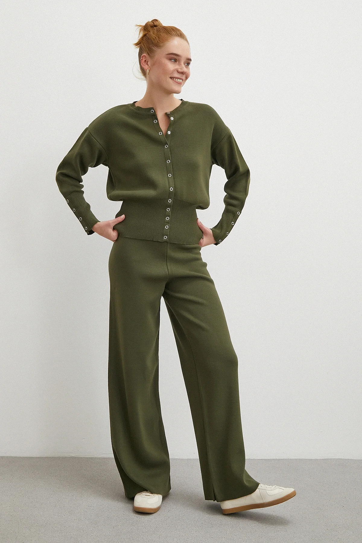 Çıtçıtlı Pantolonlu Triko Takım Haki