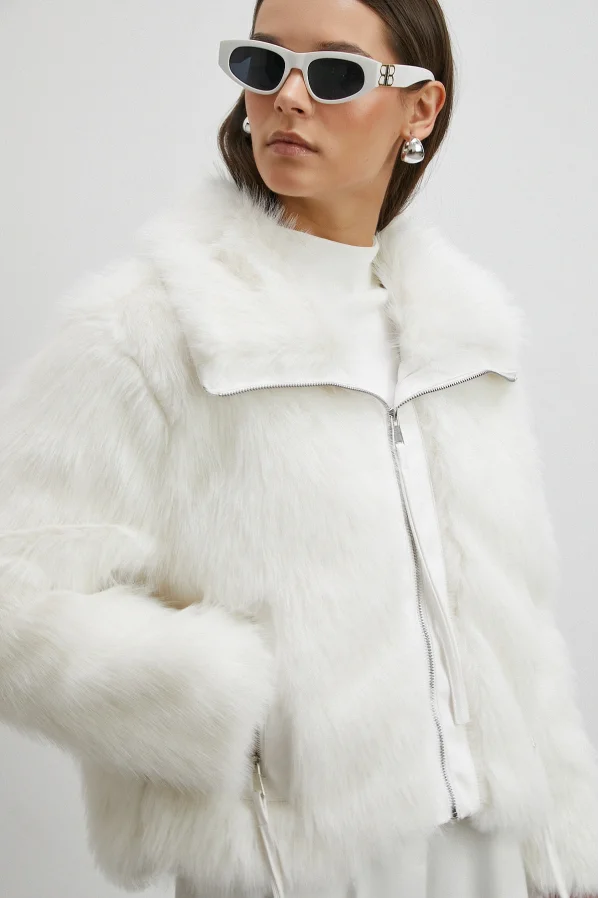 Deri Garnili Lolita Mont Beyaz