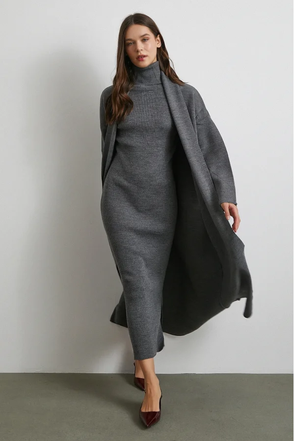 Uzun Elbiseli Hırka Triko Takım Gri