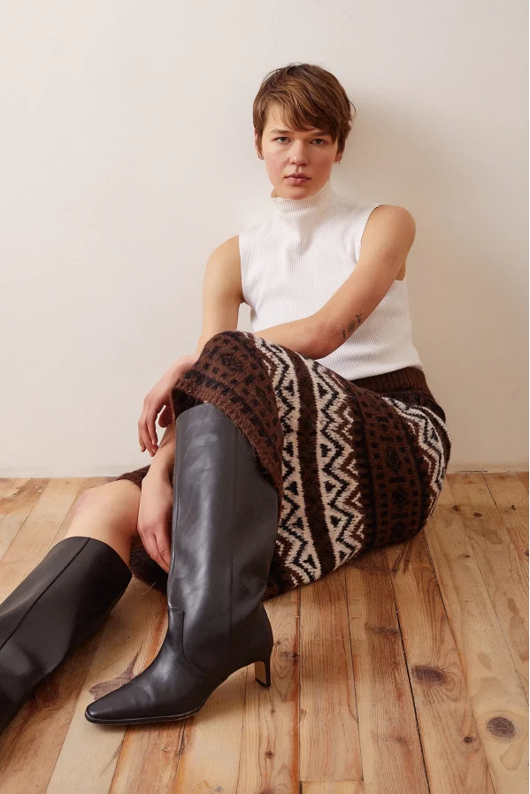 Patterned Long Knit Skirt Brown