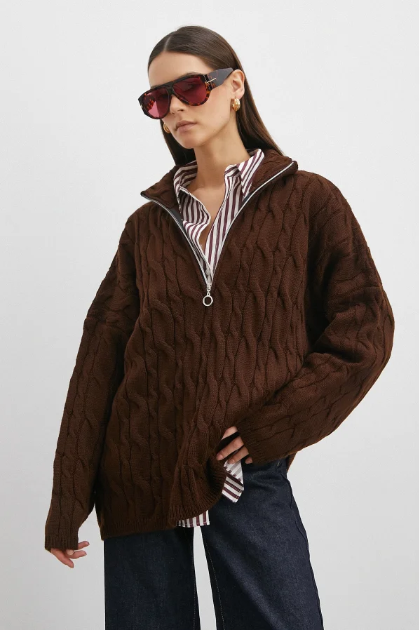 Saç Örgülü Yarım Fermuarlı Kazak Kahve