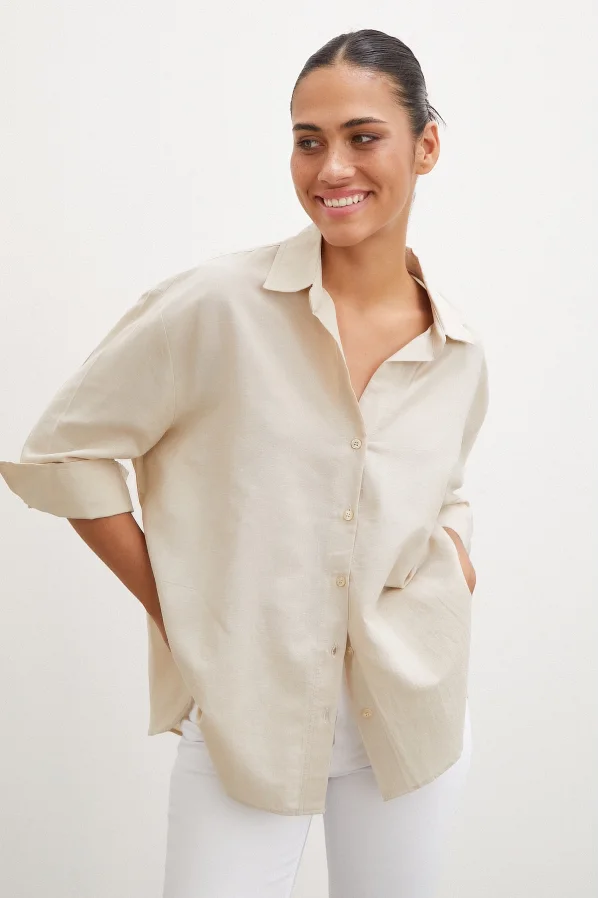 Slit Poor Arm Shirt Beige