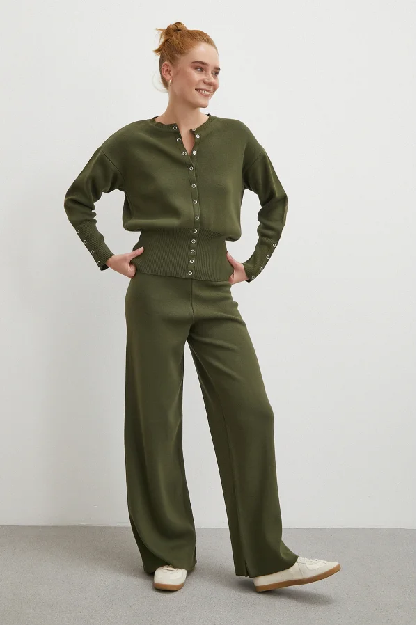 Çıtçıtlı Pantolonlu Triko Takım Haki