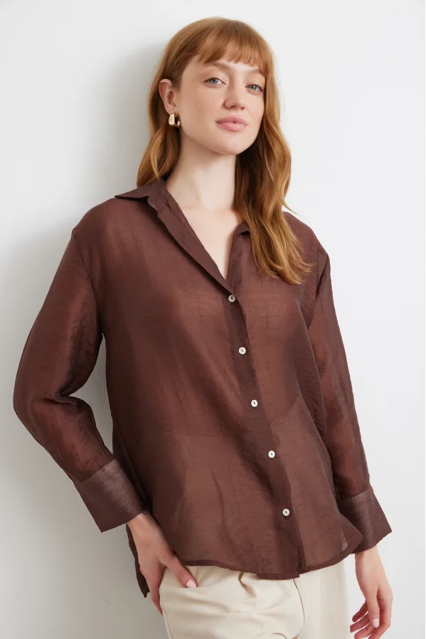 Feines Modalhemd in Braun