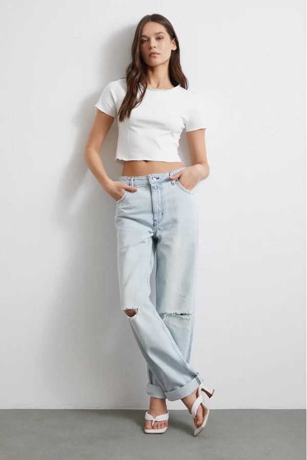 High-Waisted Cuffed Skinny Jeans with Distressed Details in Ice Blue