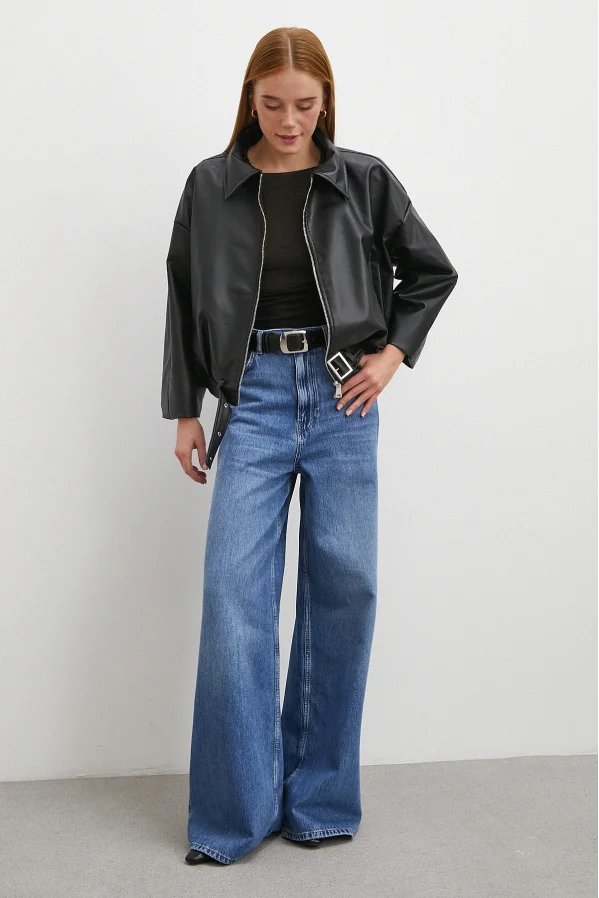 Yakalı Kemer Detaylı Deri Ceket Siyah