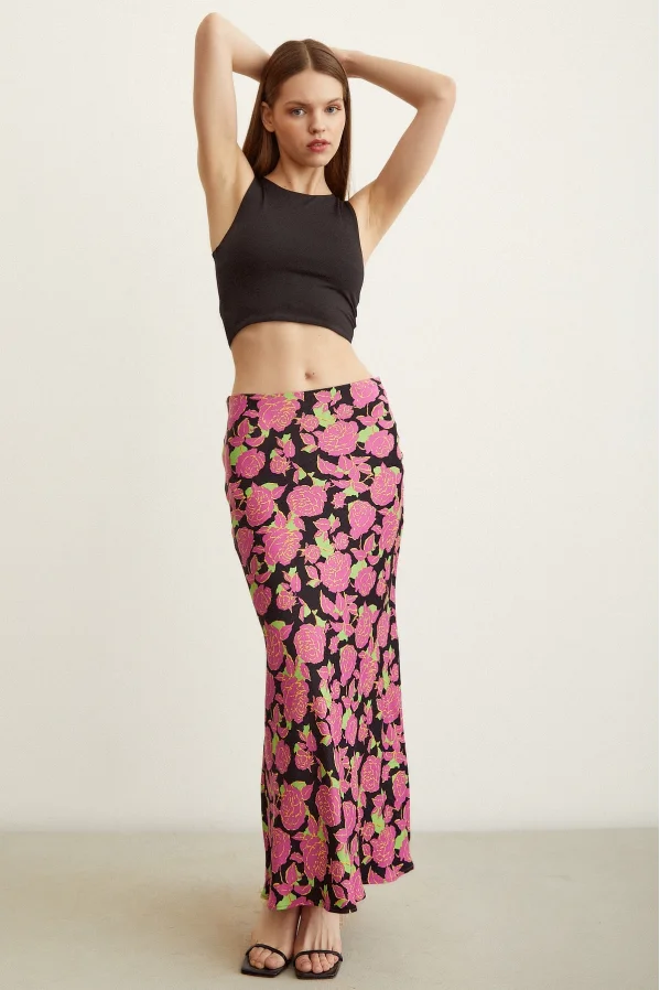 Rose Patterned Satin Skirt Pink