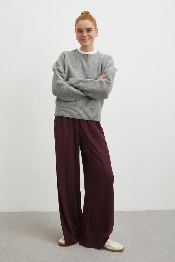 Çizgi Detaylı Geniş Paça Beli Lastikli Pantolon Siyah