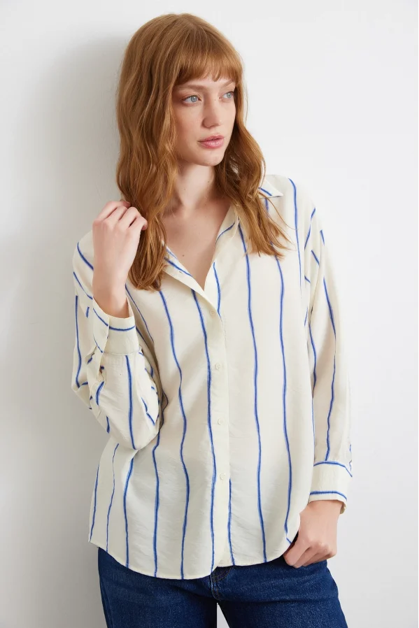 Gestreifte Modaleinsatzbluse Saks