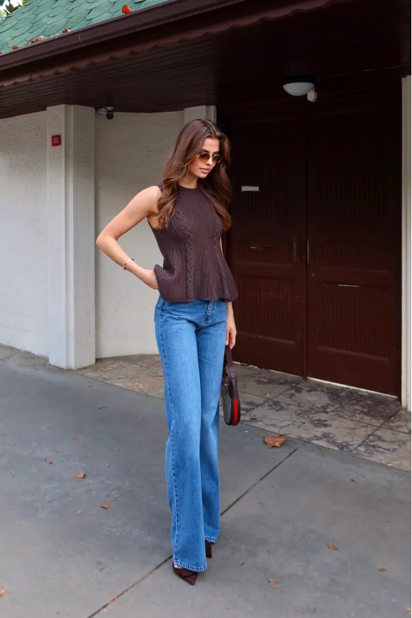 Burgu Örgü Kolsuz Triko Kahve