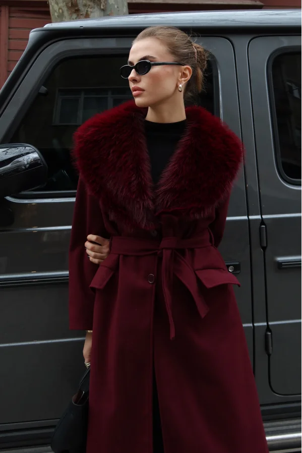 Kürk Yaka Kuşaklı Kaşe Kaban Bordo