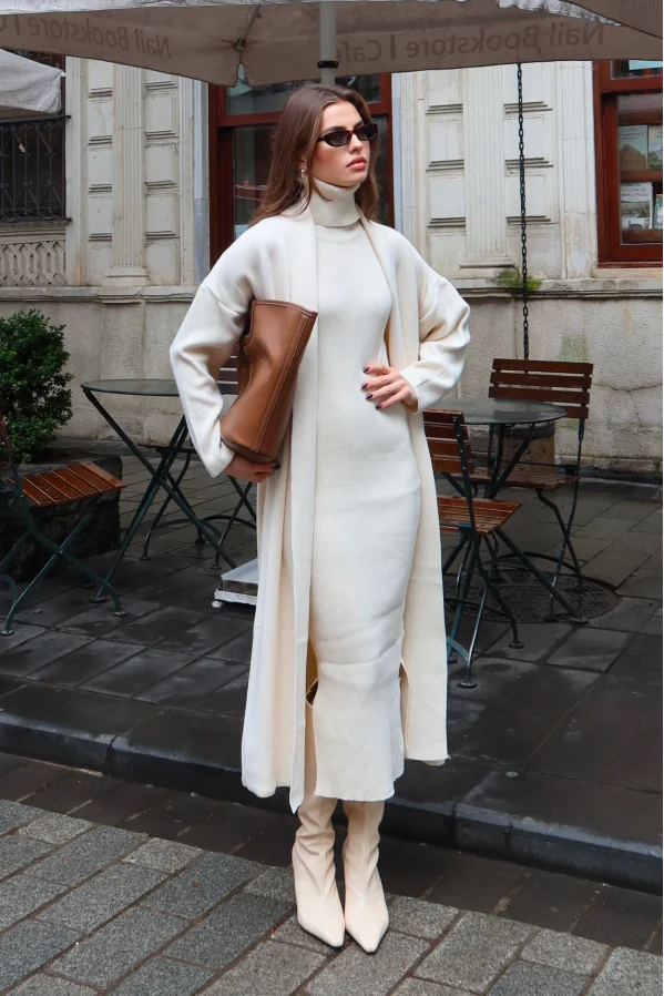 Uzun Elbiseli Hırka Triko Takım Ekru