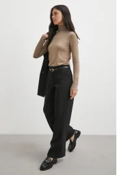 Yüksek Bel Paça Detaylı Kemerli Pantolon Siyah