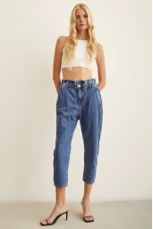 Elastischer Taillenbund Mom Jeans Blau