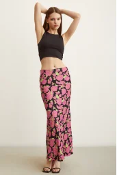 Rose Patterned Satin Skirt Pink