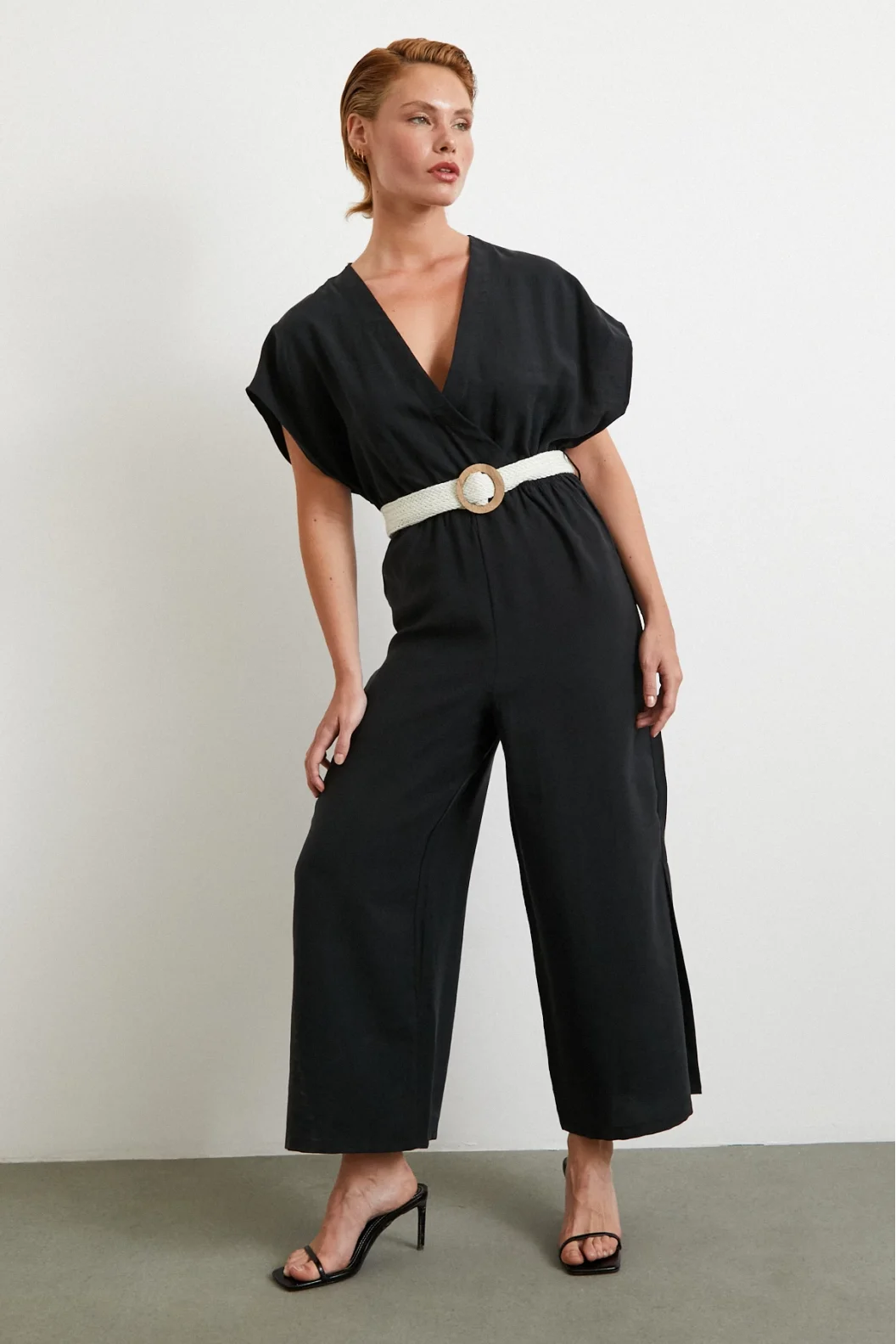 Belt Detailed Bat Sleeve Jumpsuit Black