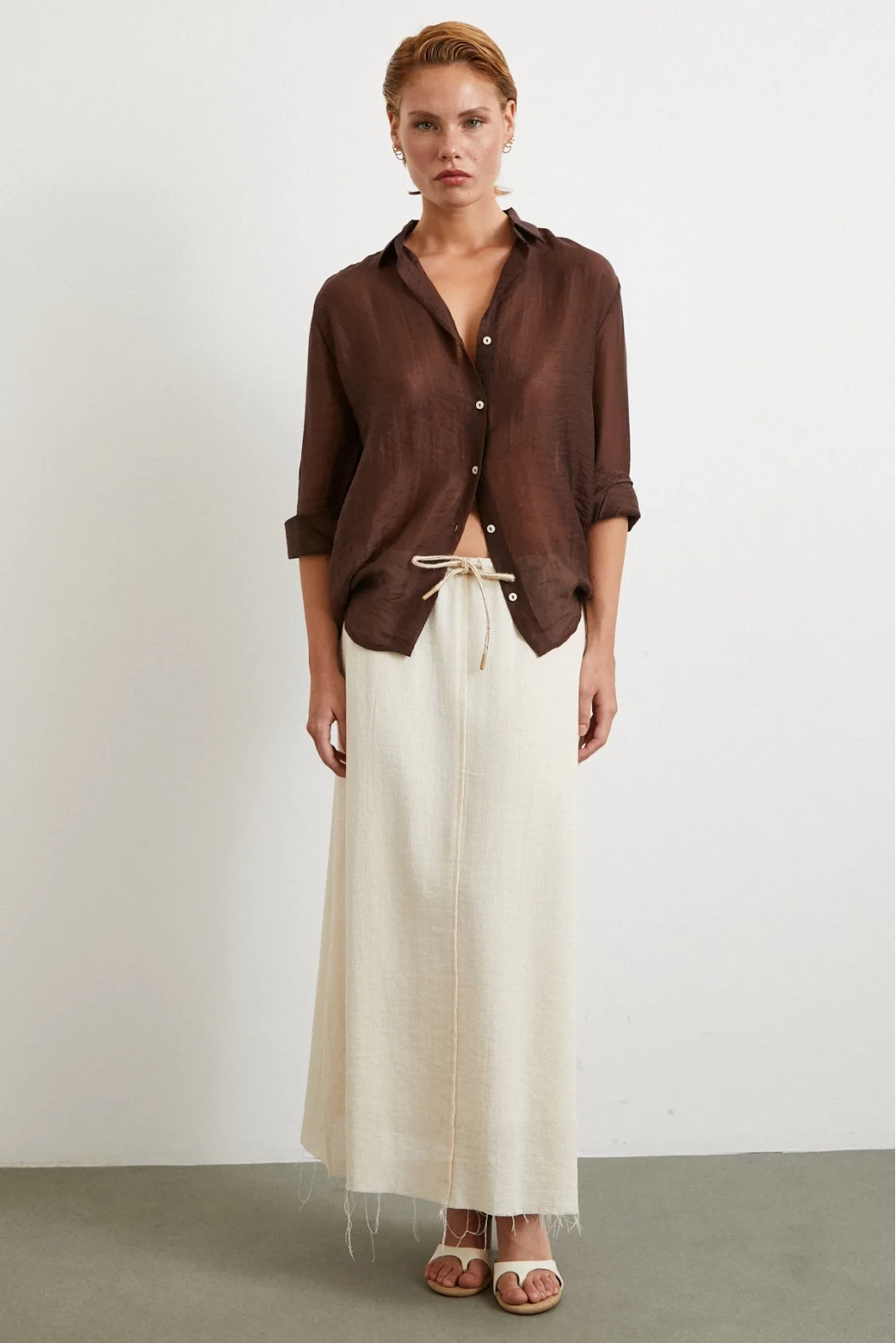 Beli Lastikli Astarlı Hasır Etek Krem