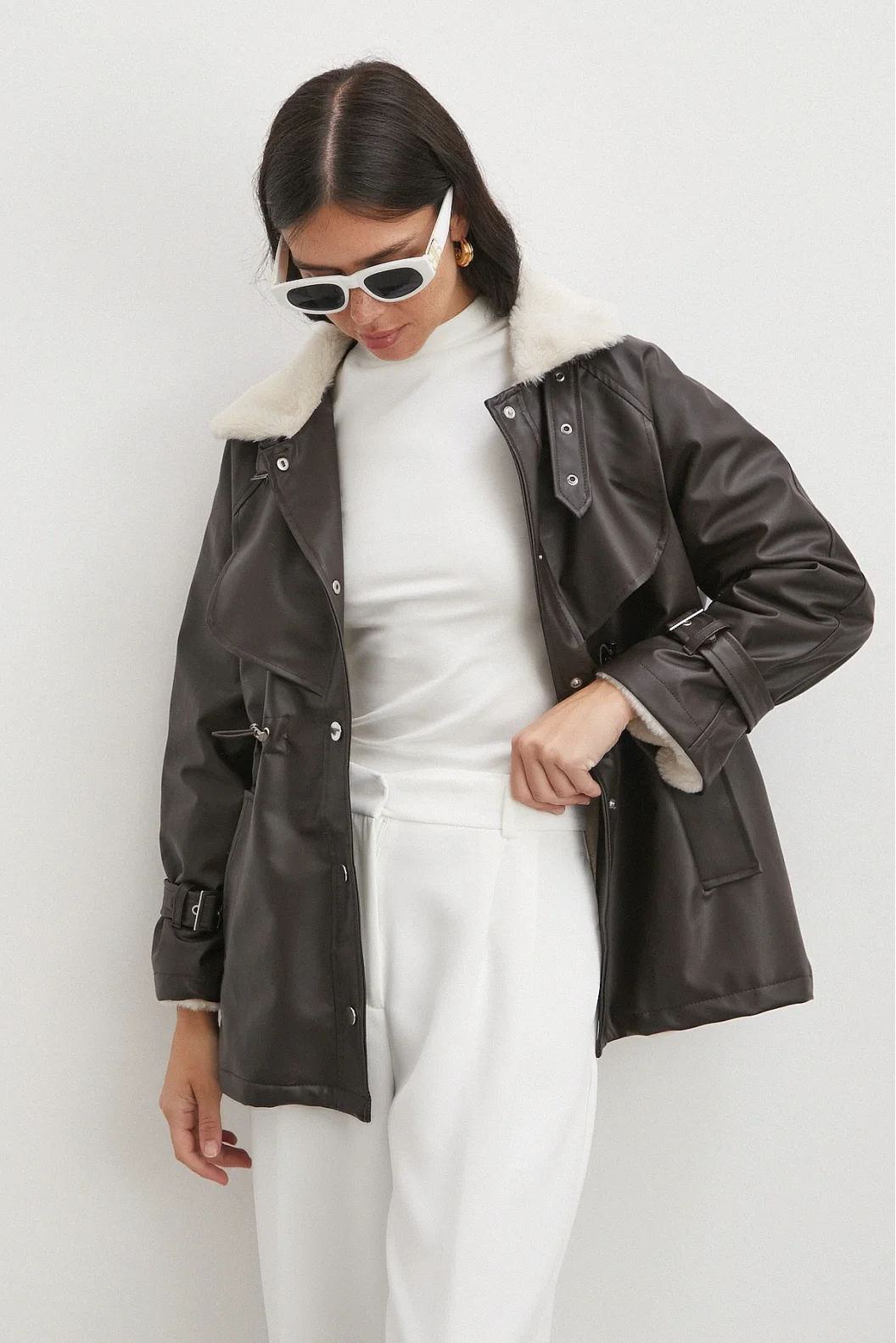 Kürklü Yaka Detaylı Deri Ceket Kahve