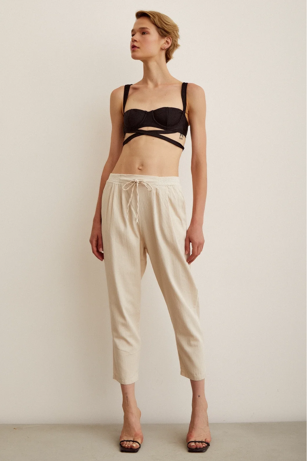 Knitted Belted Pants Beige