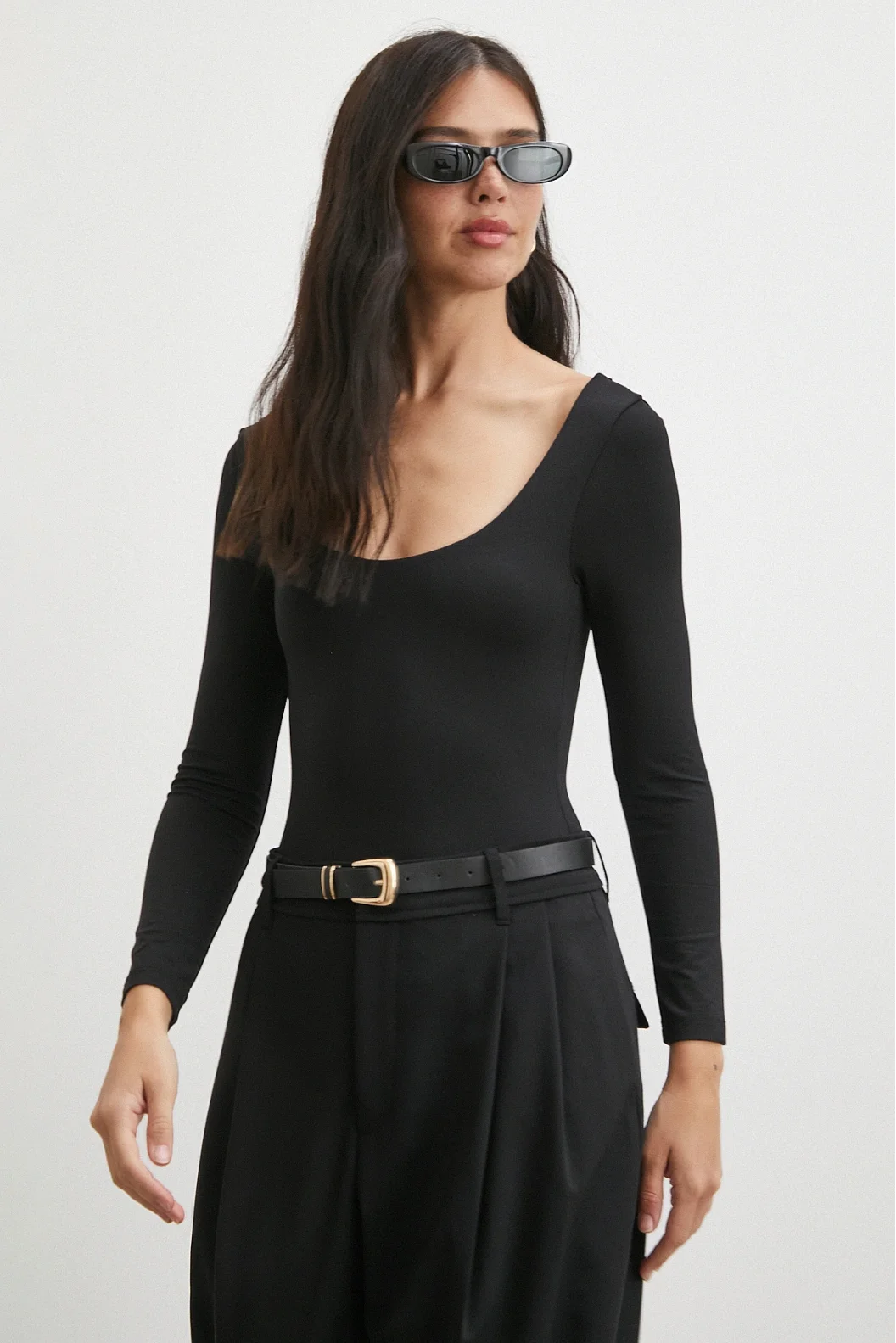 U Yaka Uzun Kollu Çıtçıtlı Bodysuit Siyah