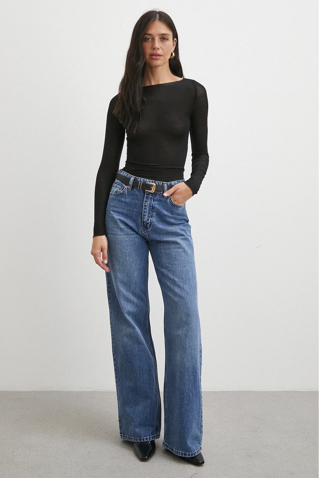 Açık Yaka Bluz Siyah