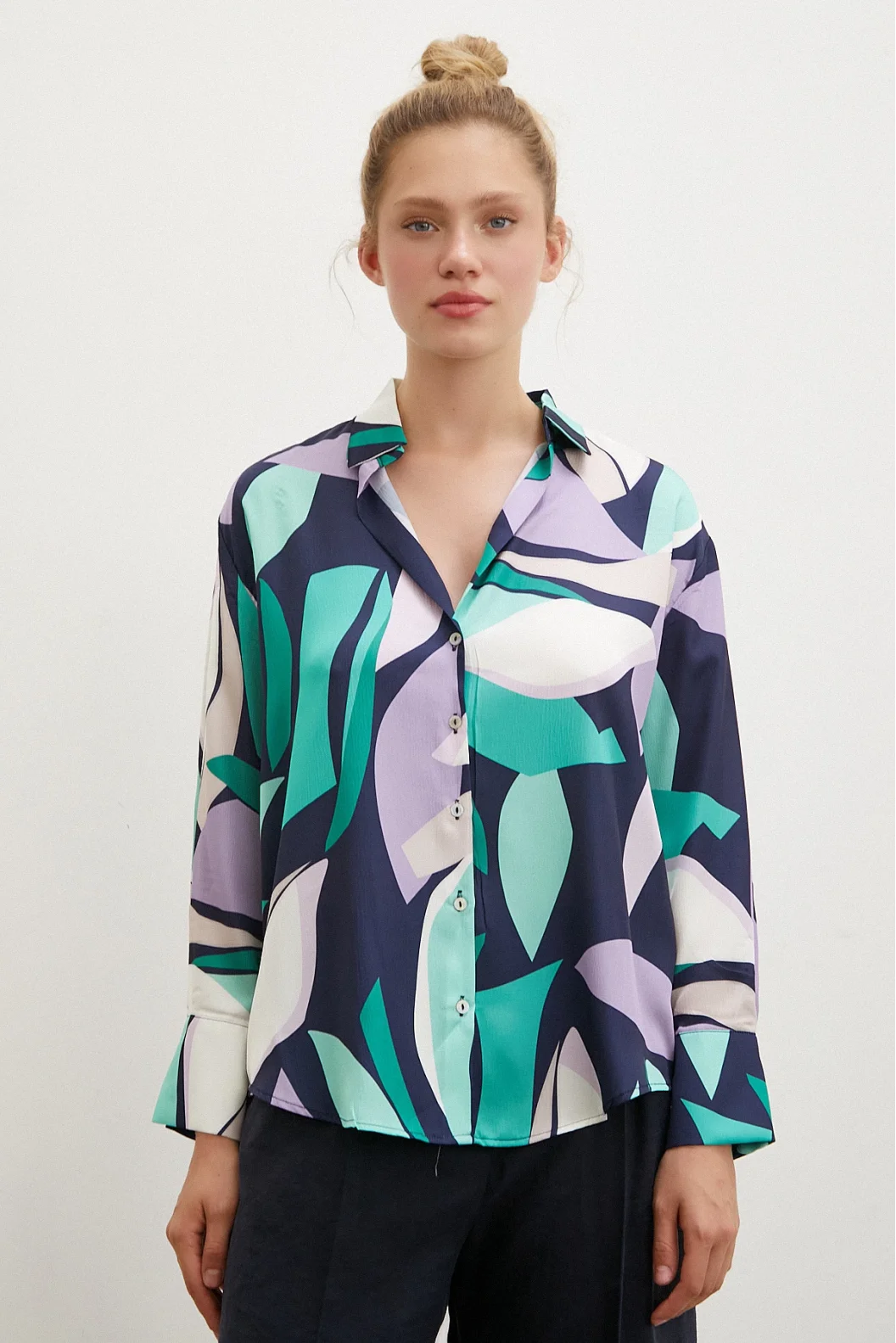 Patterned V Neck Shirt Purple