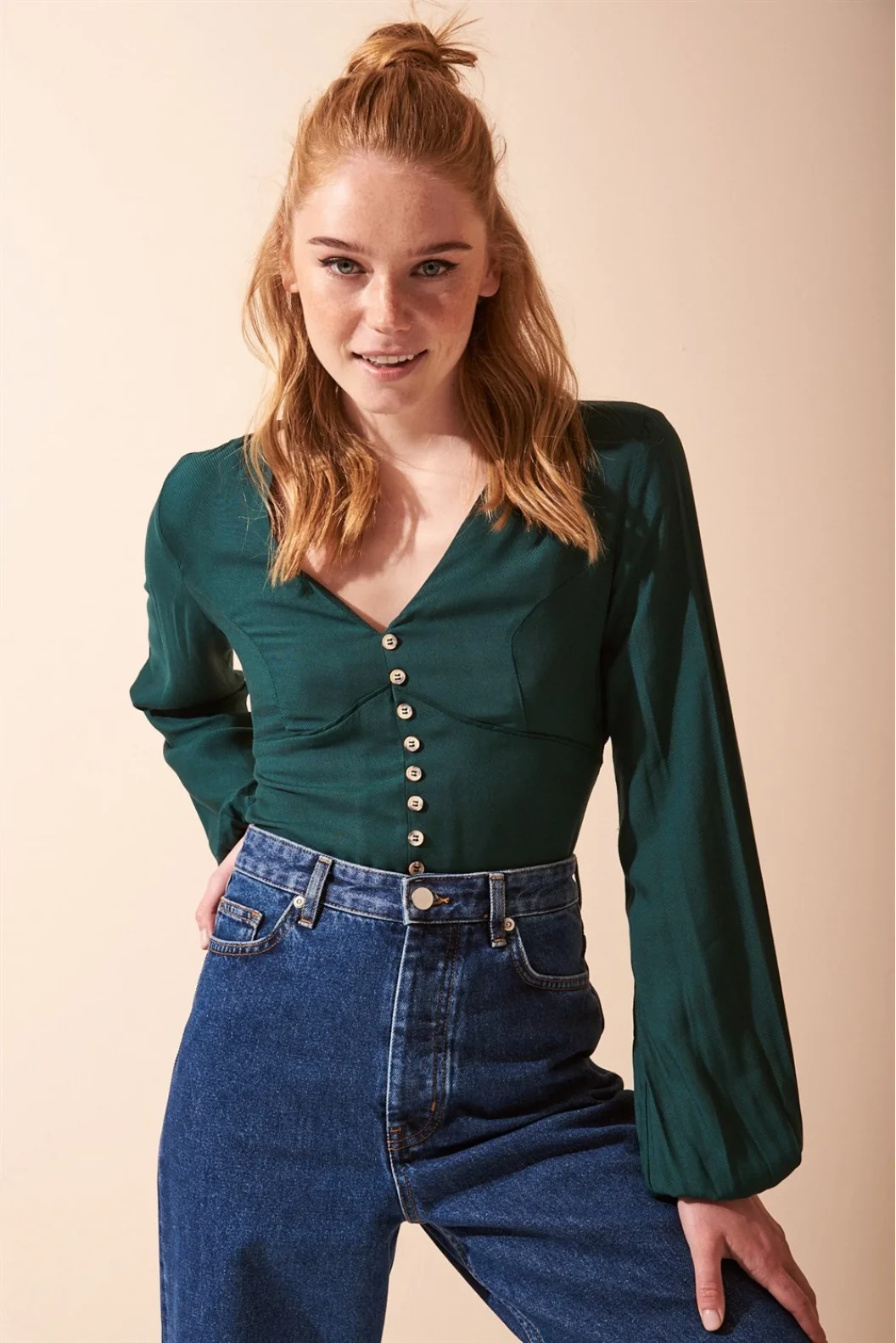 Button Detailed V-Neck Long Sleeve Blouse Green
