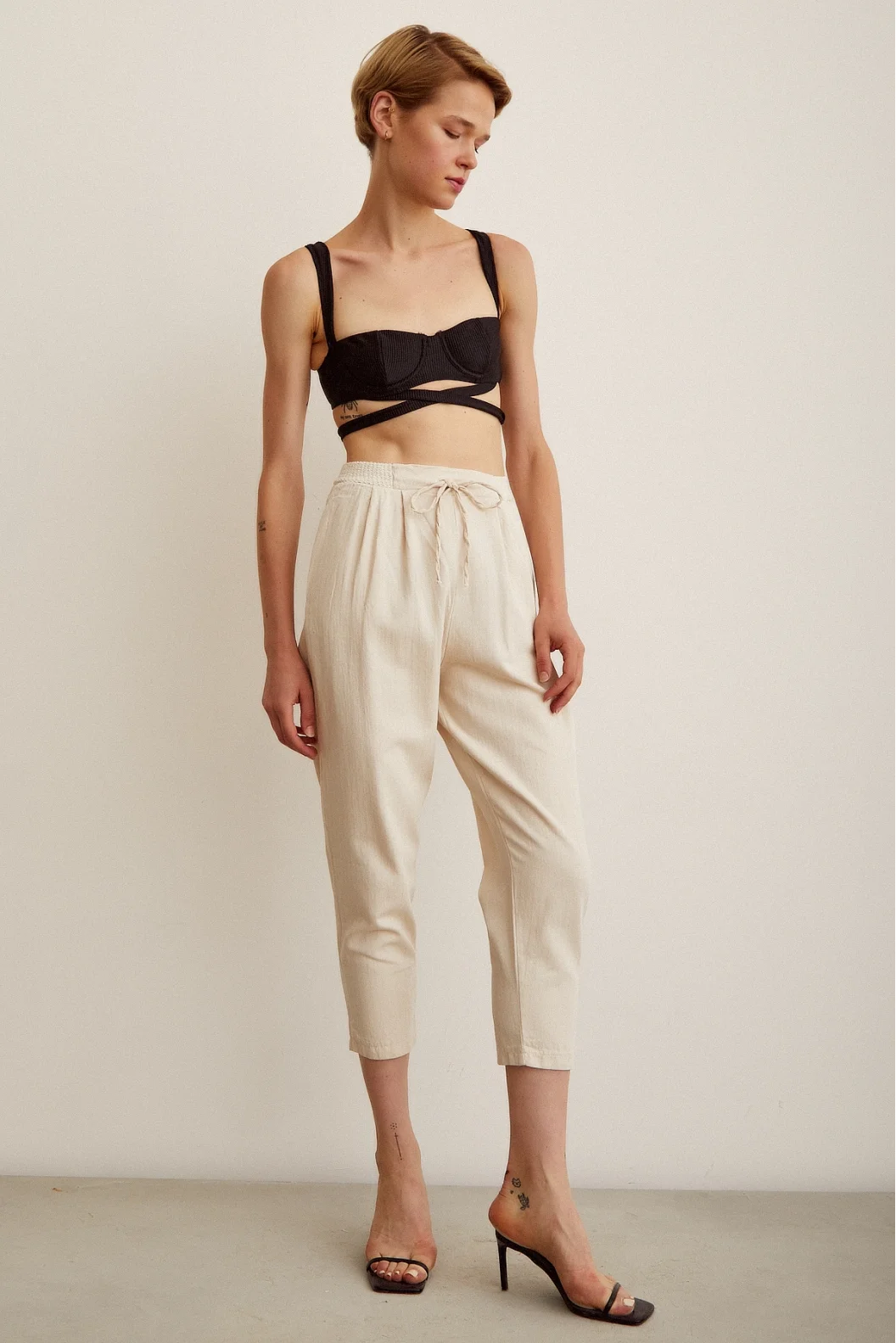 Knitted Belted Pants Beige