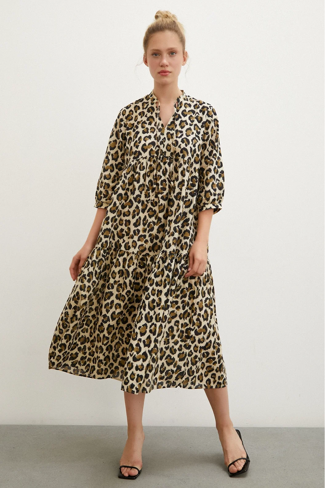 High Collar Patterned Maxi Dress Black
