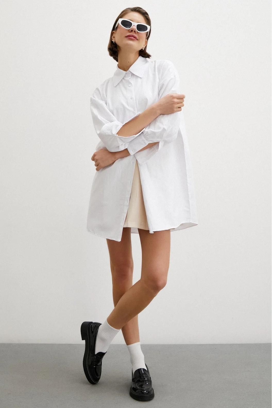 Hemd Rock Kleid Anzug Creme