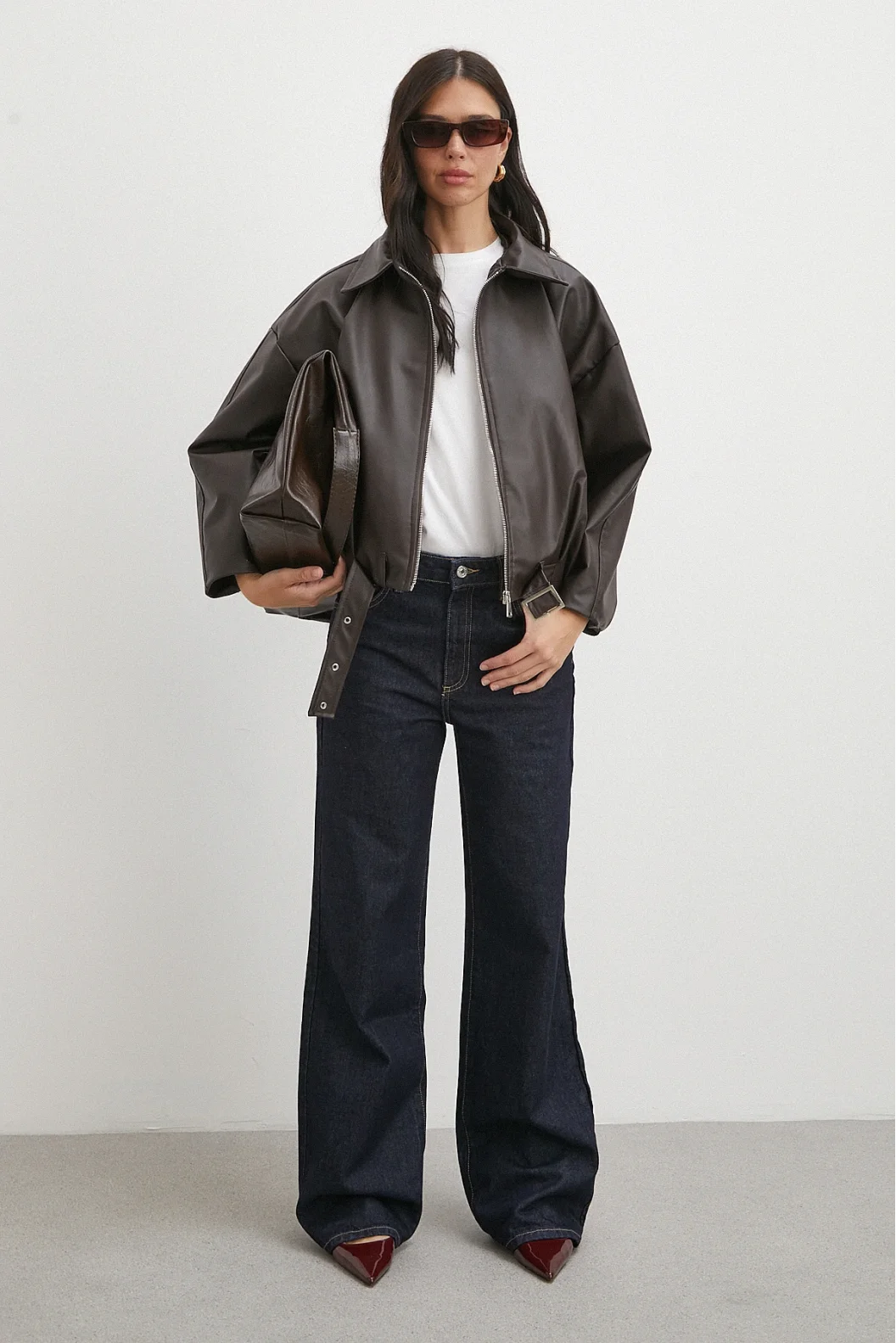 Yakalı Kemer Detaylı Deri Ceket Kahve