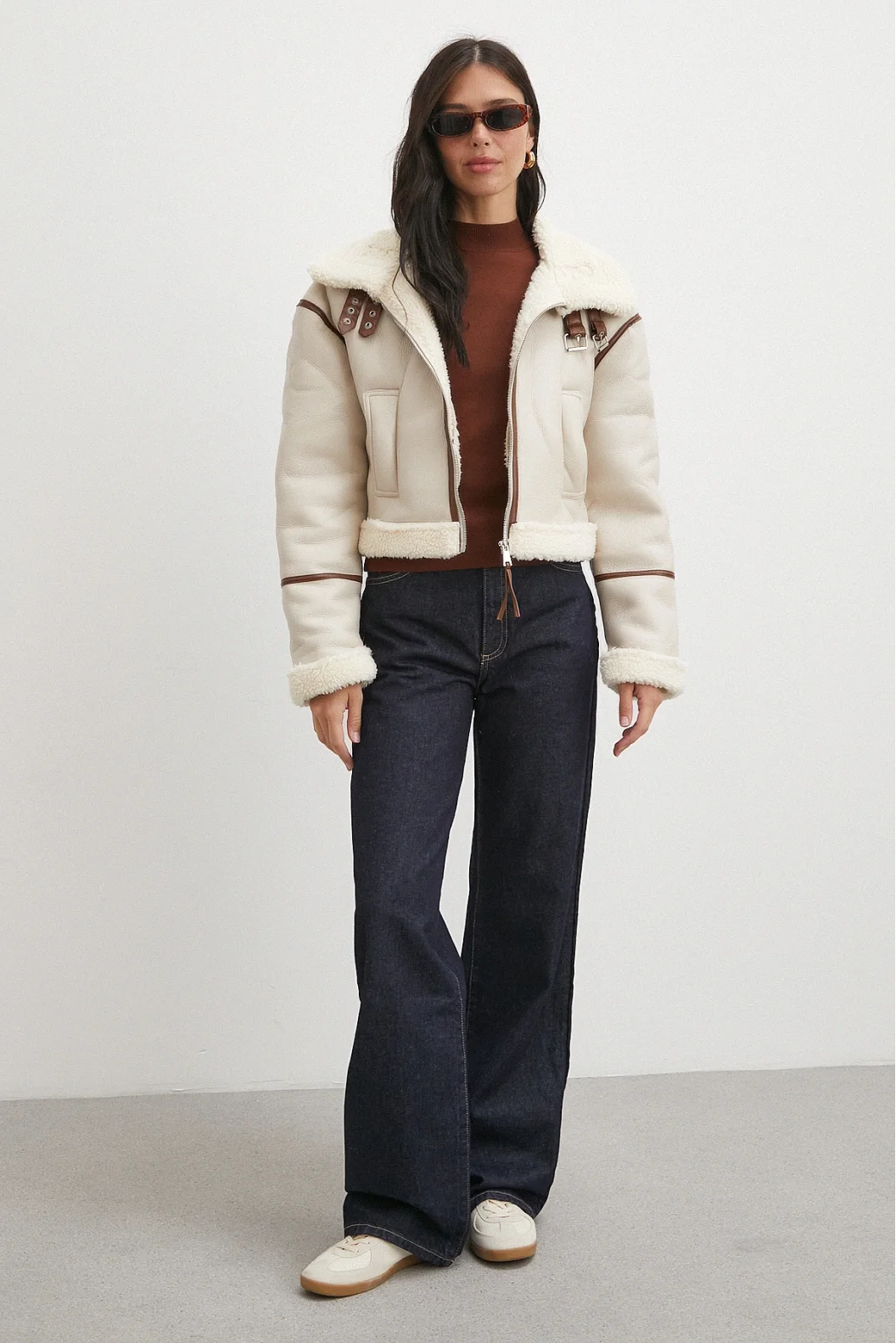 Biye Detaylı Lamine Ceket Bej