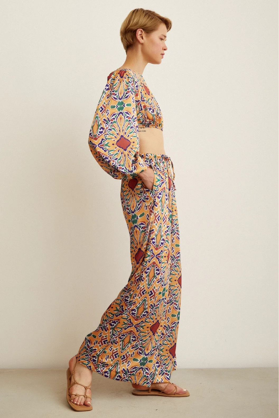 Patterned Loose Fit Pants Gold
